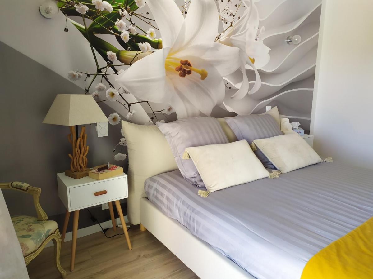 Ma Villa Au Bord De L'Eau Miremont  外观 照片